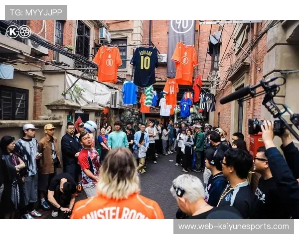 如何拍摄足球明星视频教程技巧全解析，提升拍摄水平与创意表现